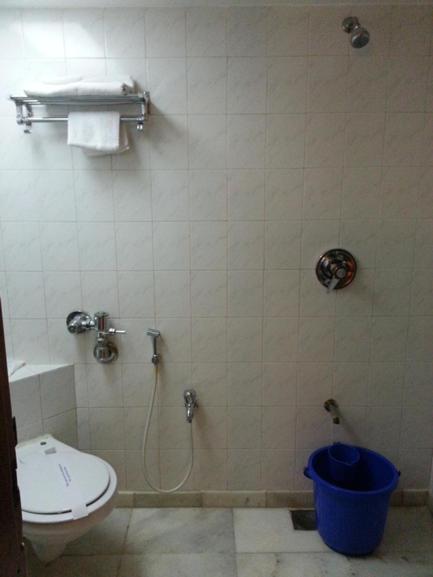 Hotel Ashray International, Sion - Near Bkc Mumbai Dış mekan fotoğraf