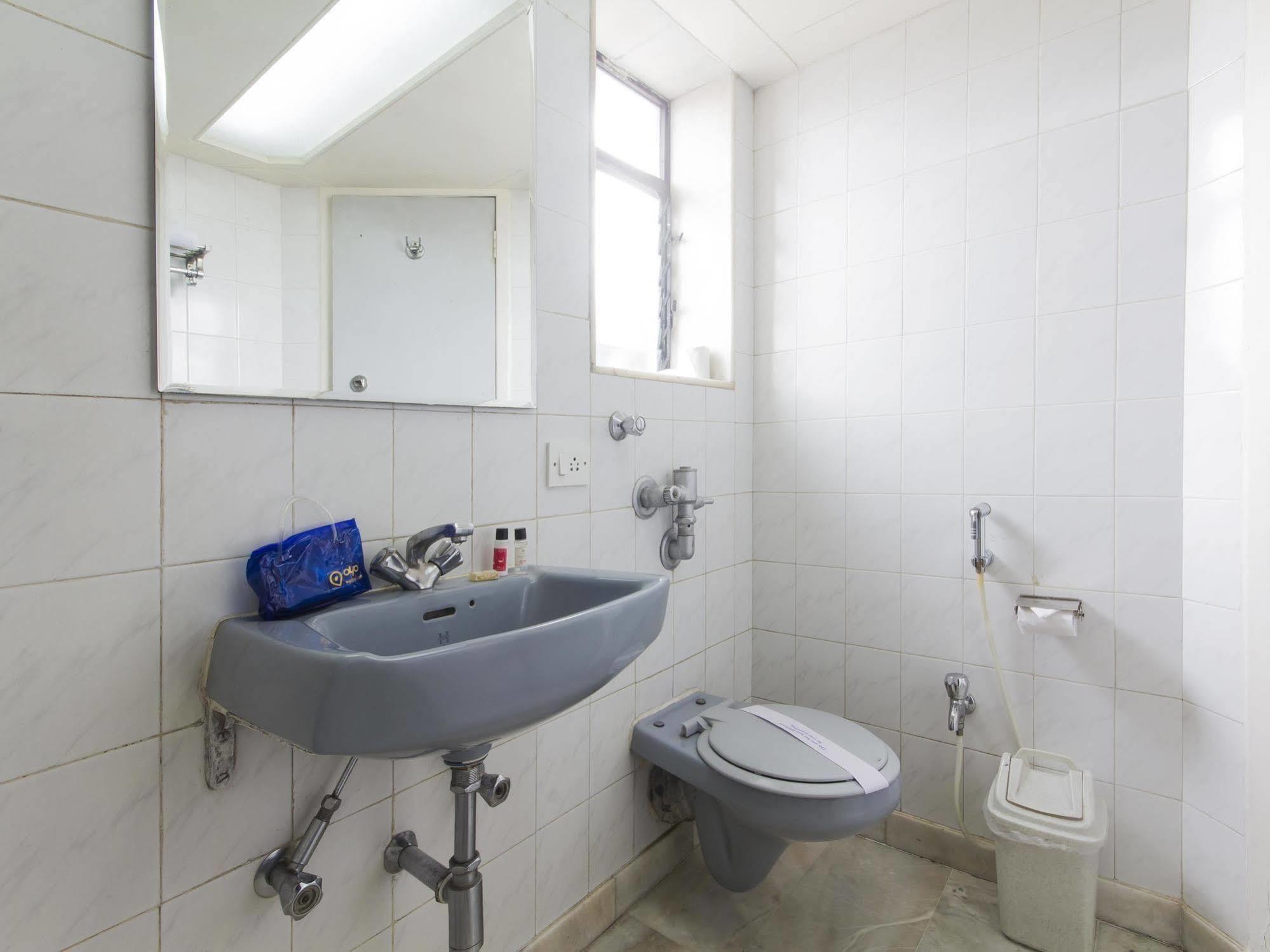 Hotel Ashray International, Sion - Near Bkc Mumbai Dış mekan fotoğraf