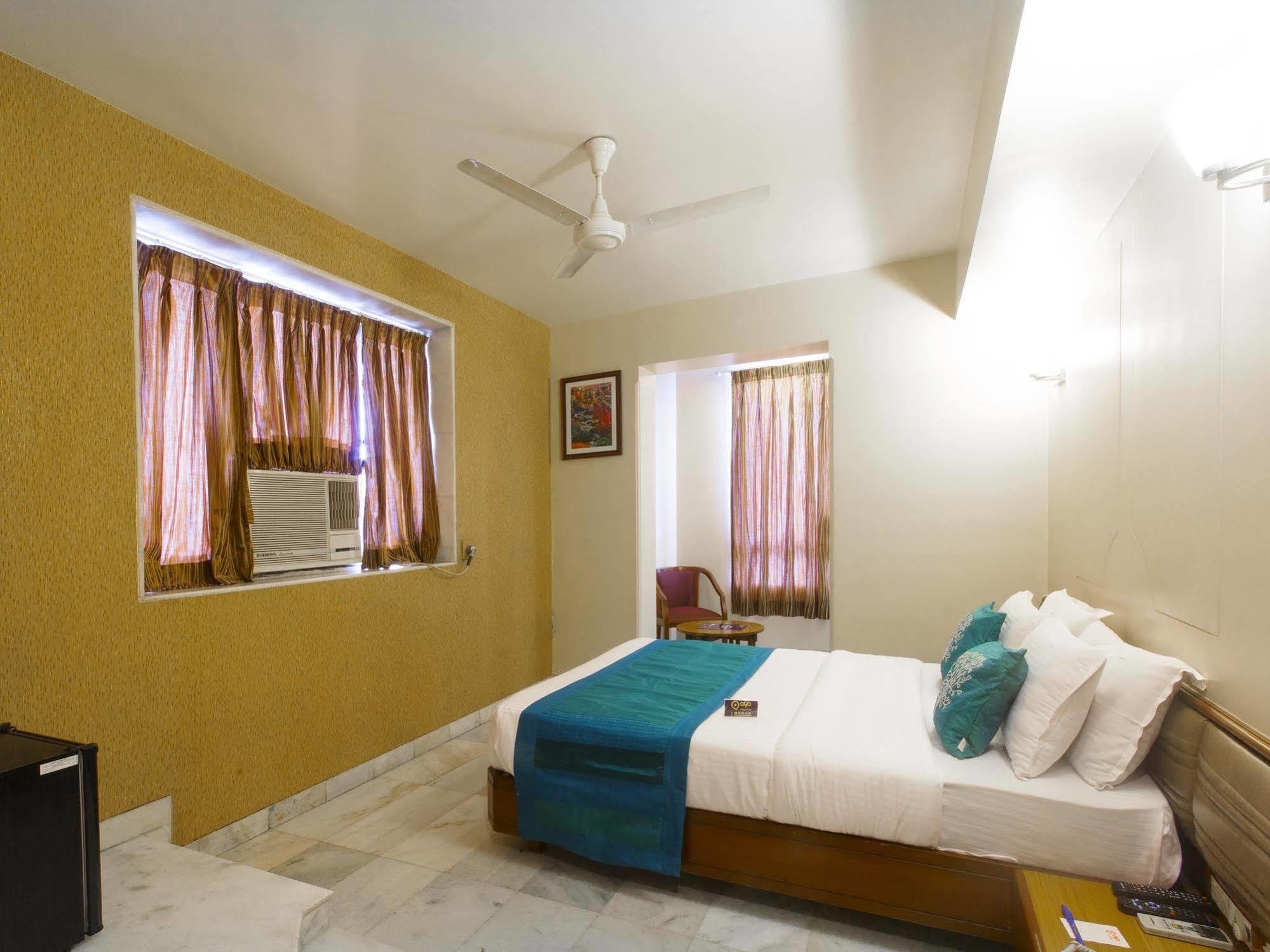 Hotel Ashray International, Sion - Near Bkc Mumbai Dış mekan fotoğraf