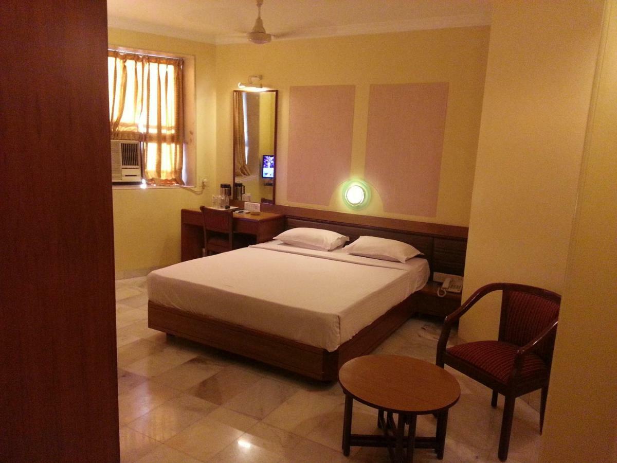 Hotel Ashray International, Sion - Near Bkc Mumbai Dış mekan fotoğraf