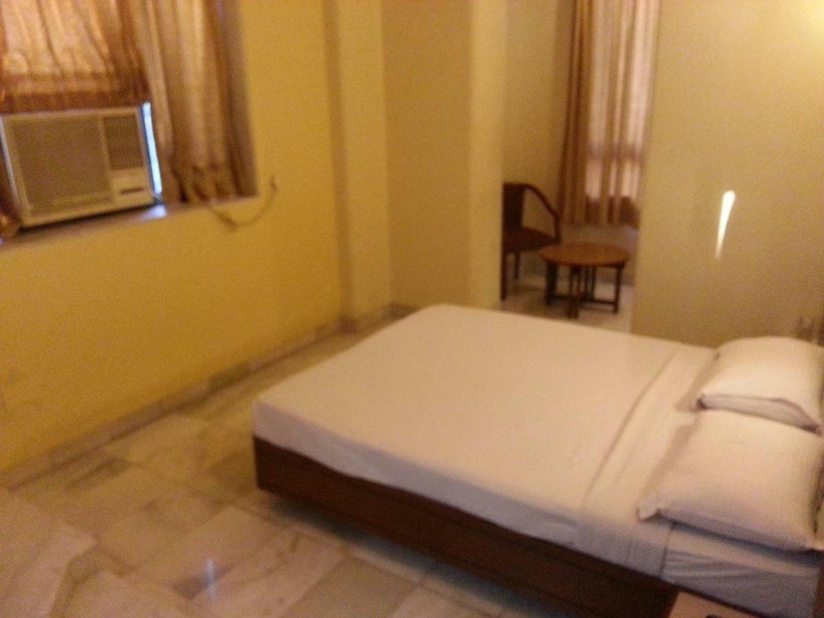 Hotel Ashray International, Sion - Near Bkc Mumbai Dış mekan fotoğraf